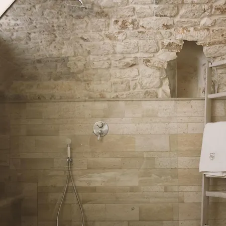 Le Dimore Del Casalvecchio קונברסאנו